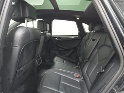 Used 2023 Porsche Macan w/ Premium Package Plus AWD/4WD image 9
