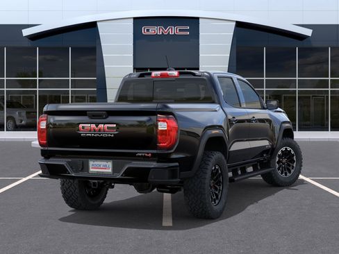 New 2026 GMC Canyon AT4 AWD/4WD image 4