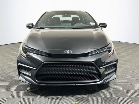 Certified 2022 Toyota Corolla SE w/ Carpet Mat Package (TMS) FWD image 3
