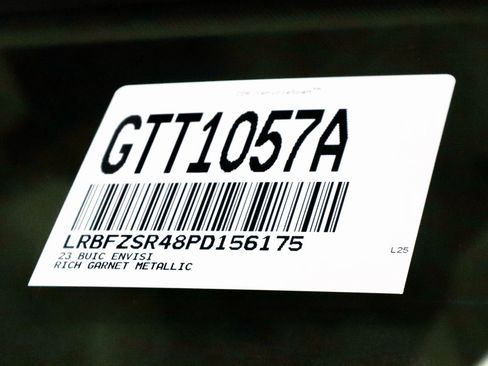 Used 2023 Buick Envision Avenir image 35