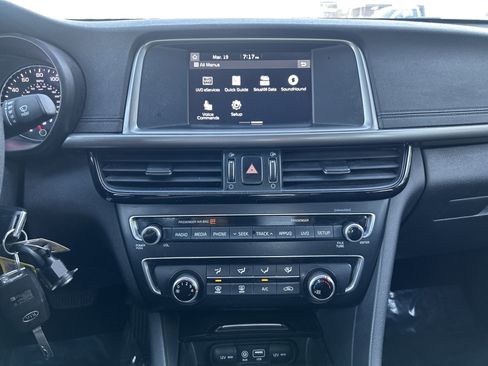 Used 2018 Kia Optima LX w/ 17" Alloy Wheels Package image 23