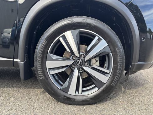 Used 2023 Nissan Rogue SL w/ SL Premium Package AWD/4WD image 9