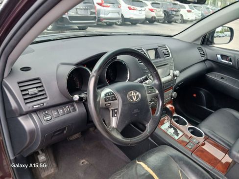 Used 2011 Toyota Highlander Limited w/ Tow Pkg image 7