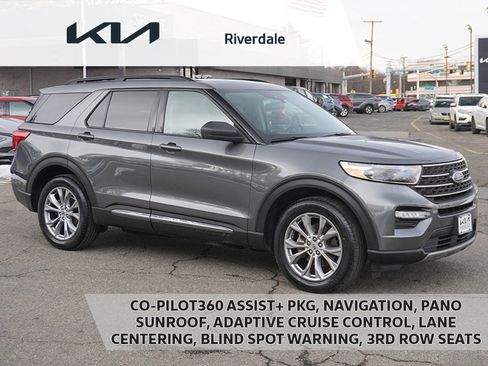 Used 2022 Ford Explorer XLT w/ Equipment Group 202A image 1