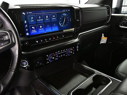 Used 2024 Chevrolet Silverado 2500 LTZ w/ LTZ Plus Package image 26