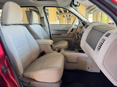 Used 2012 Ford Escape XLT FWD image 25