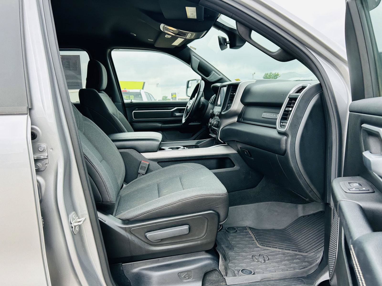 Used 2022 RAM 1500 Big Horn AWD/4WD image 29