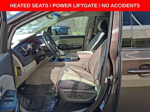 Used 2017 Kia Sedona EX image 11