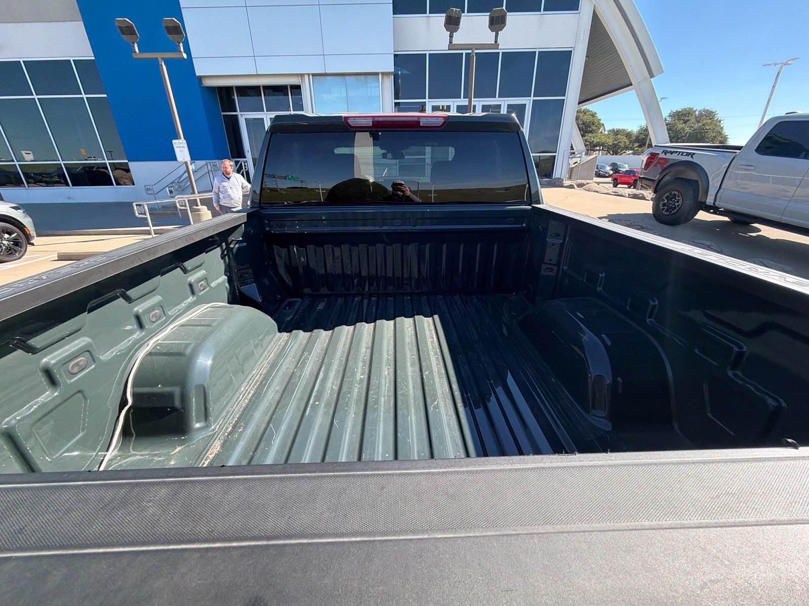 Used 2025 Chevrolet Silverado 1500 LTZ RWD image 15