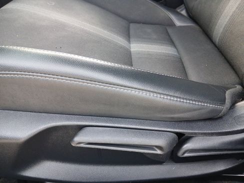 Used 2022 Honda Civic Sport image 11