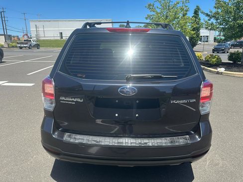 Used 2018 Subaru Forester 2.5i w/ Alloy Wheel Package AWD/4WD image 6