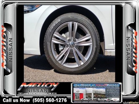 Used 2023 Volkswagen Jetta SE FWD image 10