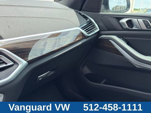 Used 2023 BMW X5 xDrive40i w/ Premium Package AWD/4WD image 19