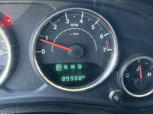 Used 2015 Jeep Wrangler Unlimited Sport AWD/4WD image 12