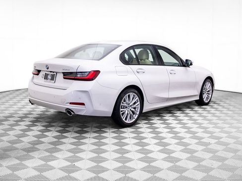 Used 2023 BMW 330i xDrive Sedan w/ Parking Assistance Package AWD/4WD image 7