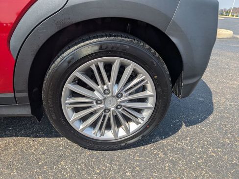 Used 2018 Hyundai Kona SEL w/ SEL Tech Package 02 image 24