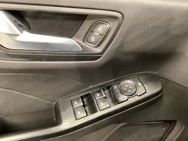 Used 2025 Ford Escape ST-Line Select AWD/4WD image 34