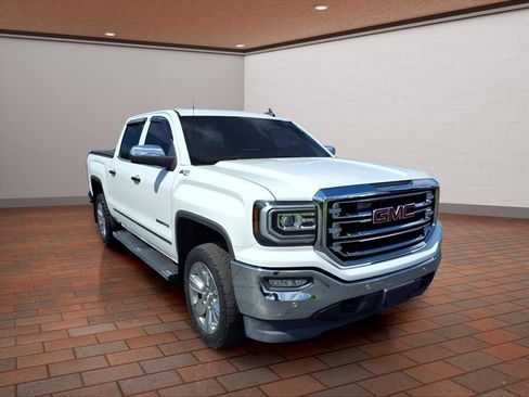 Used 2017 GMC Sierra 1500 SLT image 2