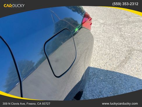 Used 2017 Toyota Corolla SE image 13