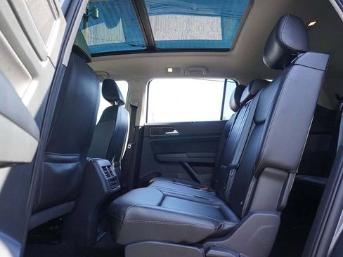 Used 2019 Volkswagen Atlas SE w/ Panoramic Sunroof Package image 35