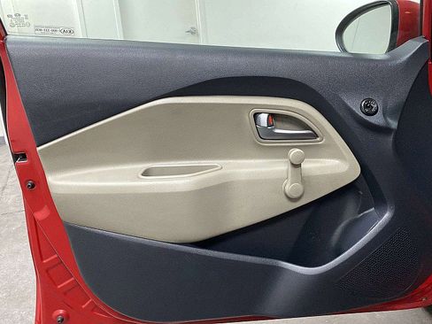 Used 2015 Kia Rio LX image 22