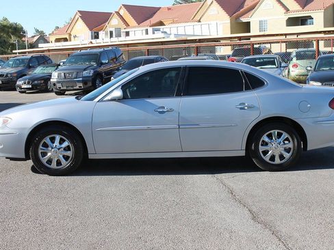 Used 2005 Buick LaCrosse CXL w/ Gold Convenience Package FWD image 5