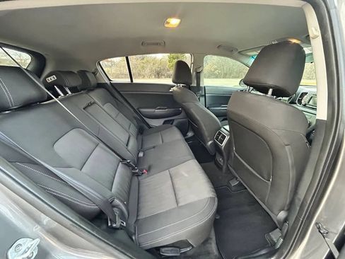 Used 2017 Kia Sportage LX AWD/4WD image 15
