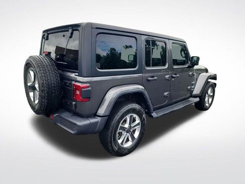 Used 2022 Jeep Wrangler Unlimited Sahara w/ Cold Weather Group AWD/4WD image 6