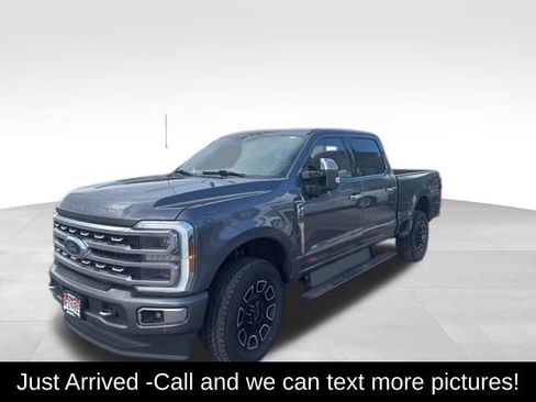 Used 2024 Ford F250 Platinum AWD/4WD image 1