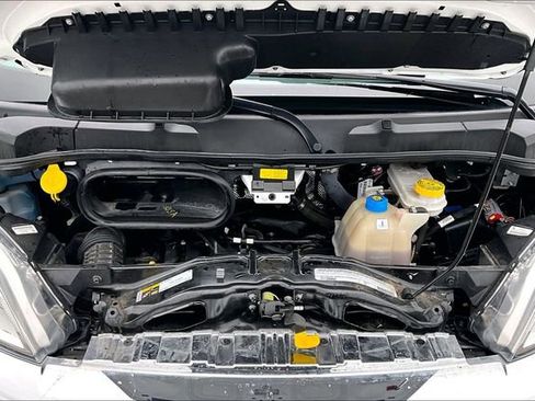 Used 2025 RAM ProMaster 2500 w/ U-Haul Equipment Group FWD image 28