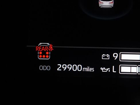 Used 2024 Toyota Sequoia Platinum image 21