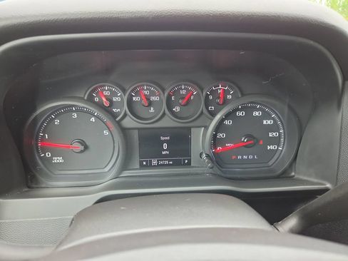 Used 2024 Chevrolet Silverado 2500 Custom w/ Custom Value Package AWD/4WD image 40