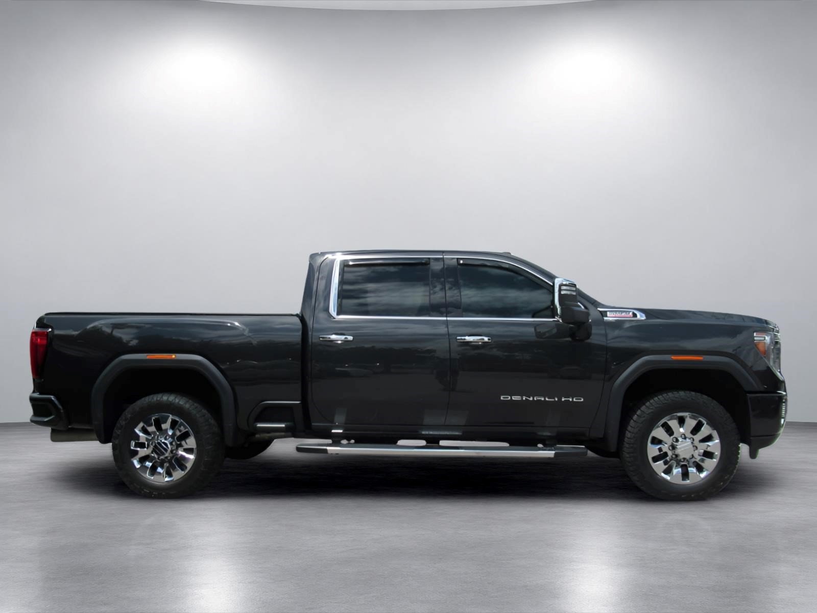 Used 2020 GMC Sierra 2500 Denali w/ Denali Ultimate Package AWD/4WD image 2