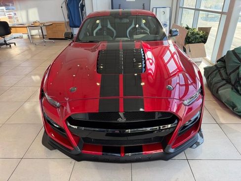 Used 2020 Ford Mustang Shelby GT500 w/ Technology Package image 30