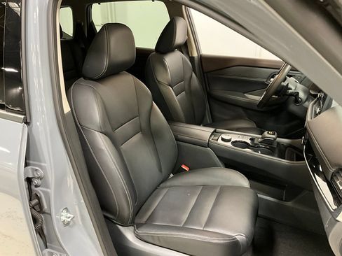 Used 2023 Nissan Rogue SL w/ SL Premium Package AWD/4WD image 8