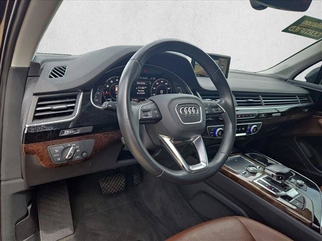 Used 2019 Audi Q7 3.0T Premium Plus w/ Premium Plus Package AWD/4WD image 9