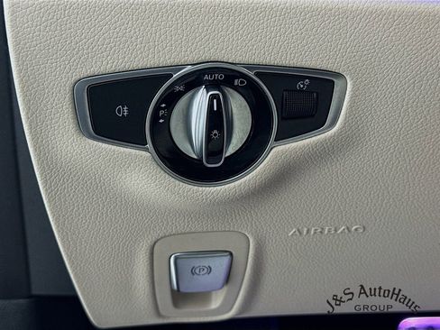 Used 2022 Mercedes-Benz E 450 4MATIC All-Terrain Wagon image 10