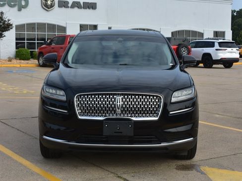 Used 2022 Lincoln Nautilus Reserve FWD image 2