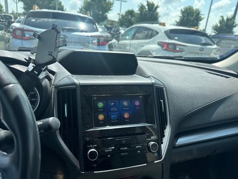 Used 2020 Subaru Forester Premium AWD/4WD image 9