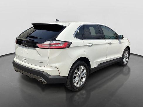 Used 2021 Ford Edge Titanium AWD/4WD image 5