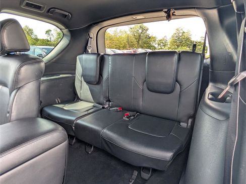 Used 2023 Nissan Armada SL w/ Midnight Edition Package image 14