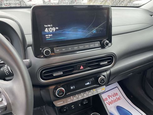 Certified 2022 Hyundai Kona Limited image 13
