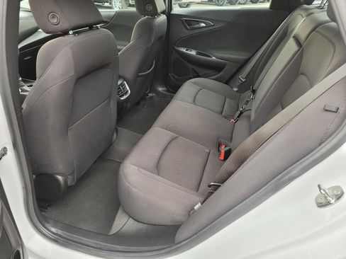 Used 2023 Chevrolet Malibu LT w/ Driver Confidence Package FWD image 3