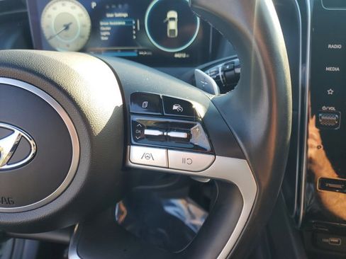 Used 2022 Hyundai Santa Cruz SEL Premium image 21