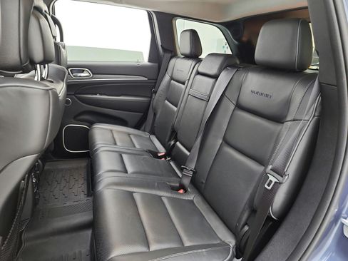 Used 2019 Jeep Grand Cherokee Summit w/ Platinum Series Group AWD/4WD image 15