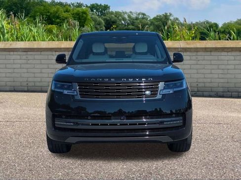 New 2026 Land Rover Range Rover Long Wheelbase SE AWD/4WD image 2