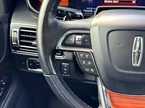 Used 2024 Lincoln Navigator Reserve image 27