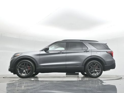 New 2026 Ford Explorer ST w/ Sun And Sound Package AWD/4WD image 7