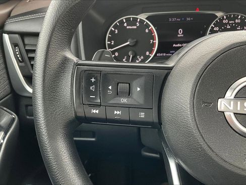 Certified 2023 Nissan Rogue S image 17