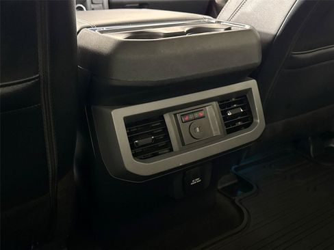 Used 2026 Ford F250 Lariat AWD/4WD image 33